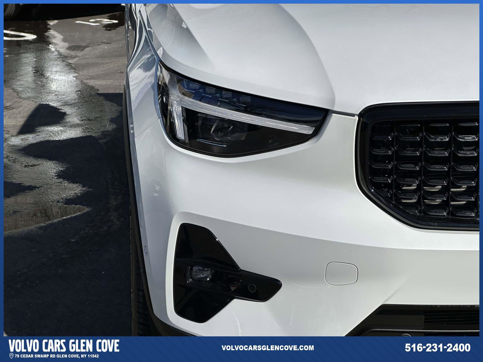 Used 2026 Volvo XC40 B5 Plus w/ Protection Package Premier image 9