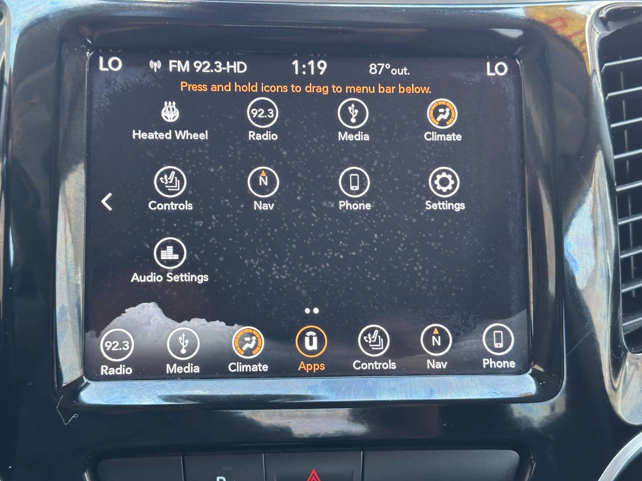 Used 2019 Jeep Cherokee Limited image 48