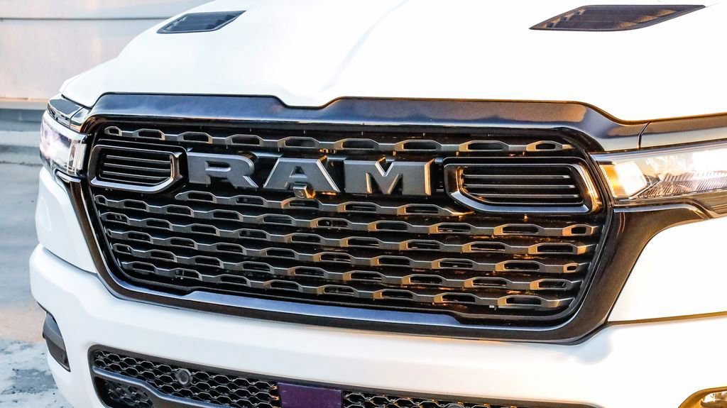 New 2026 RAM 1500 Express AWD/4WD image 6
