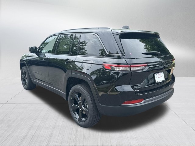 New 2026 Jeep Grand Cherokee Limited w/ Limited Altitude Package AWD/4WD image 7