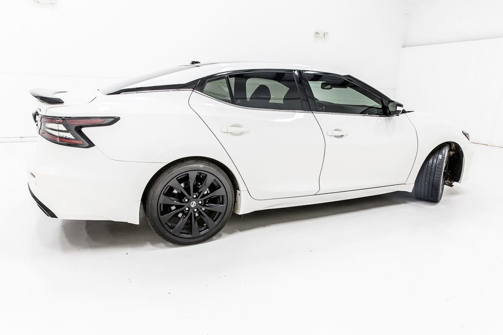 Used 2021 Nissan Maxima SR w/ Sport Mat Group FWD image 8