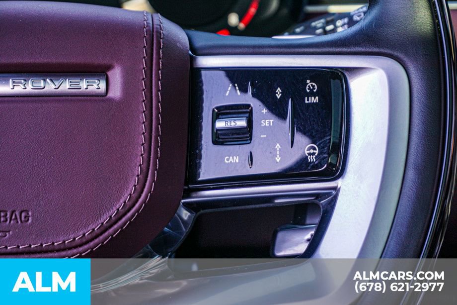 Used 2025 Land Rover Range Rover SE image 29