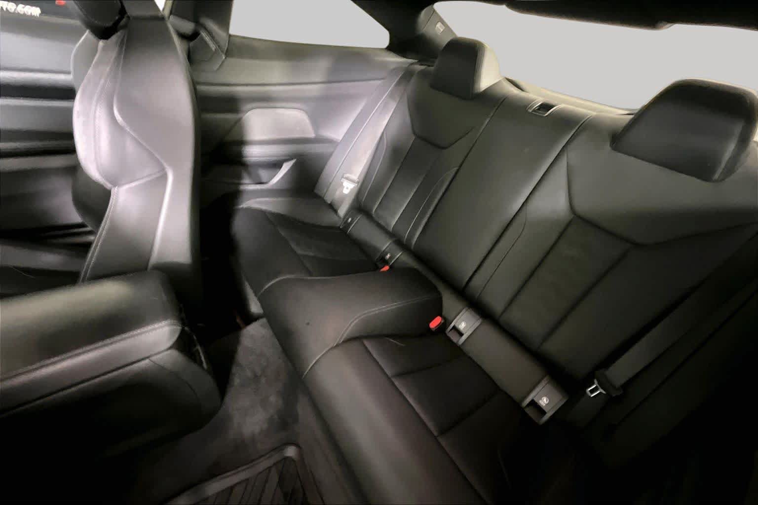 Used 2021 BMW M4 Coupe w/ Executive Package RWD image 18