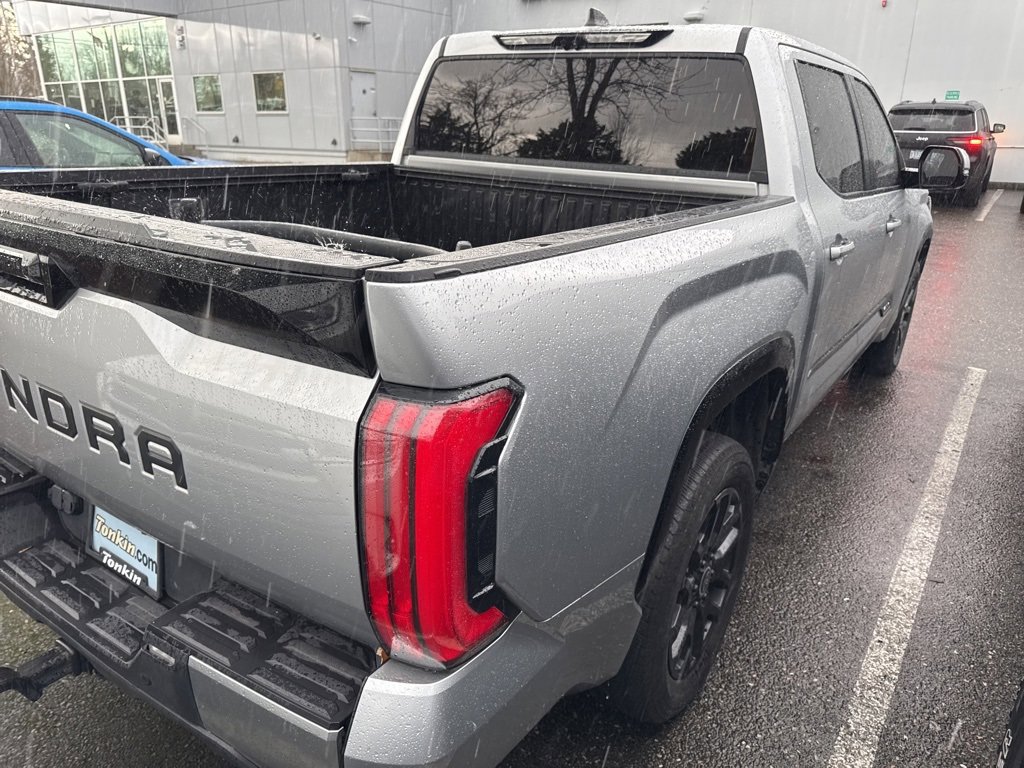 Used 2024 Toyota Tundra Platinum image 3