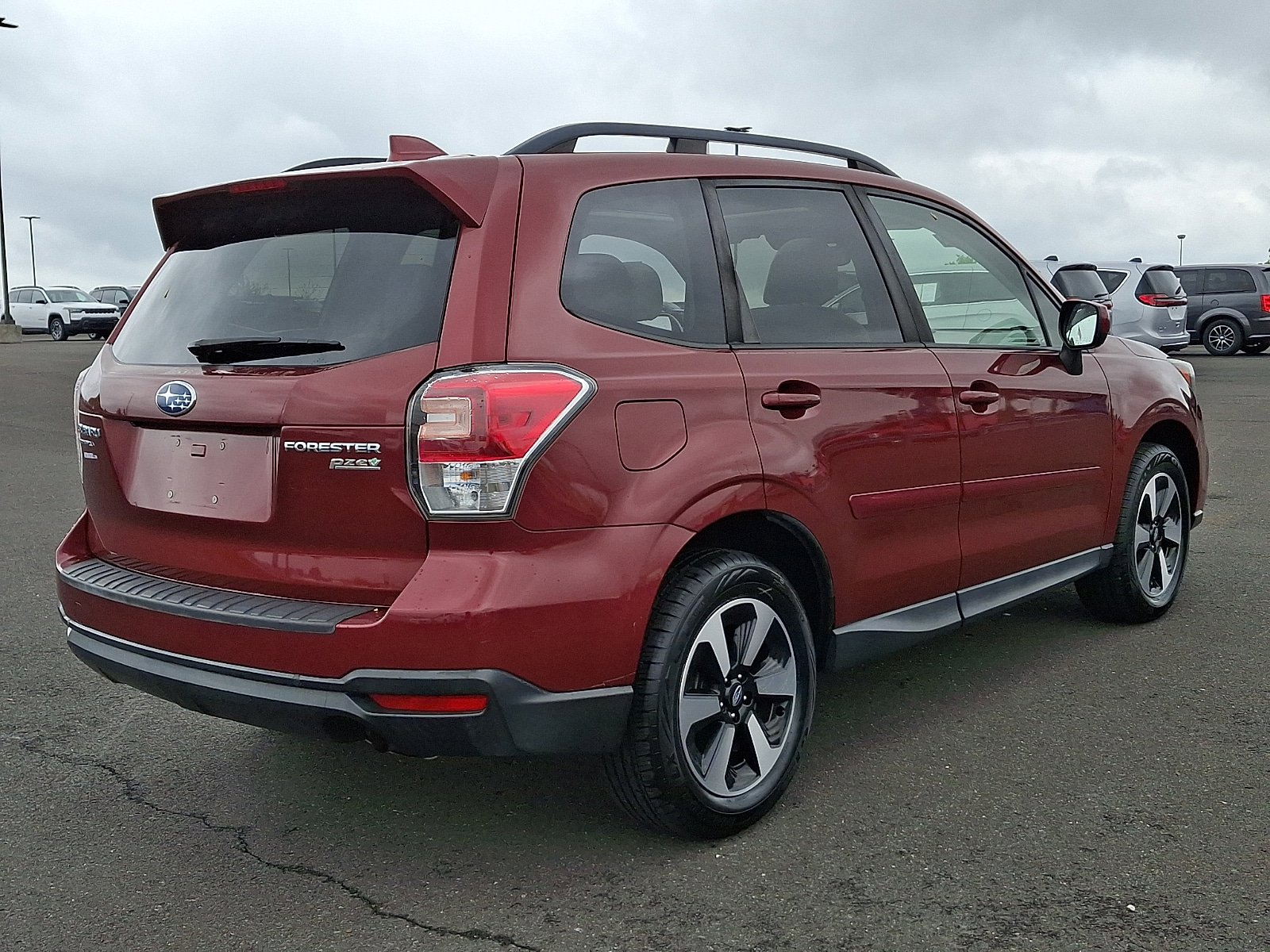 Used 2017 Subaru Forester 2.5i Premium AWD/4WD image 6
