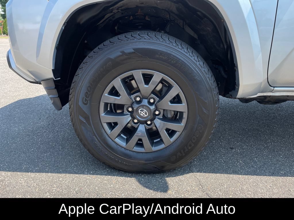 Used 2023 Toyota Tacoma SR5 AWD/4WD image 28