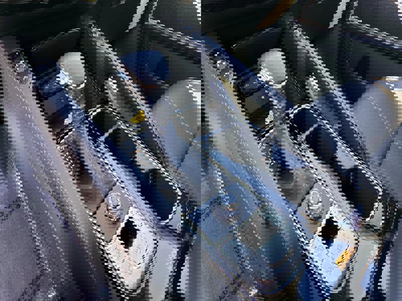 Used 2022 Kia Telluride EX w/ EX Premium Package image 25