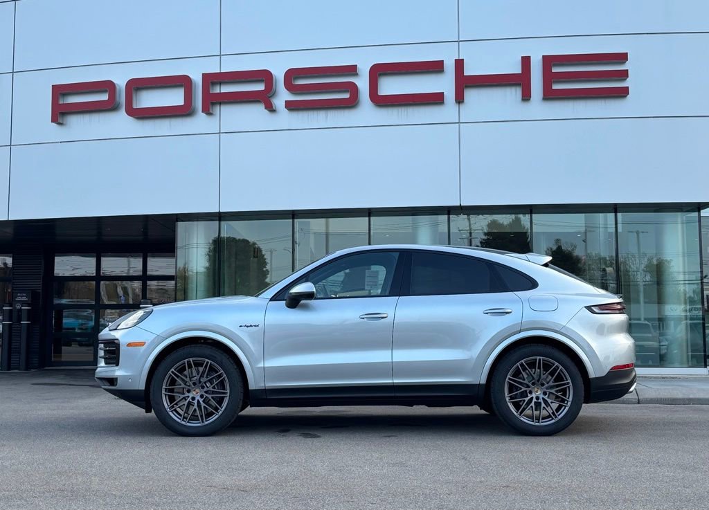 New 2026 Porsche Cayenne E-Hybrid Coupe image 2