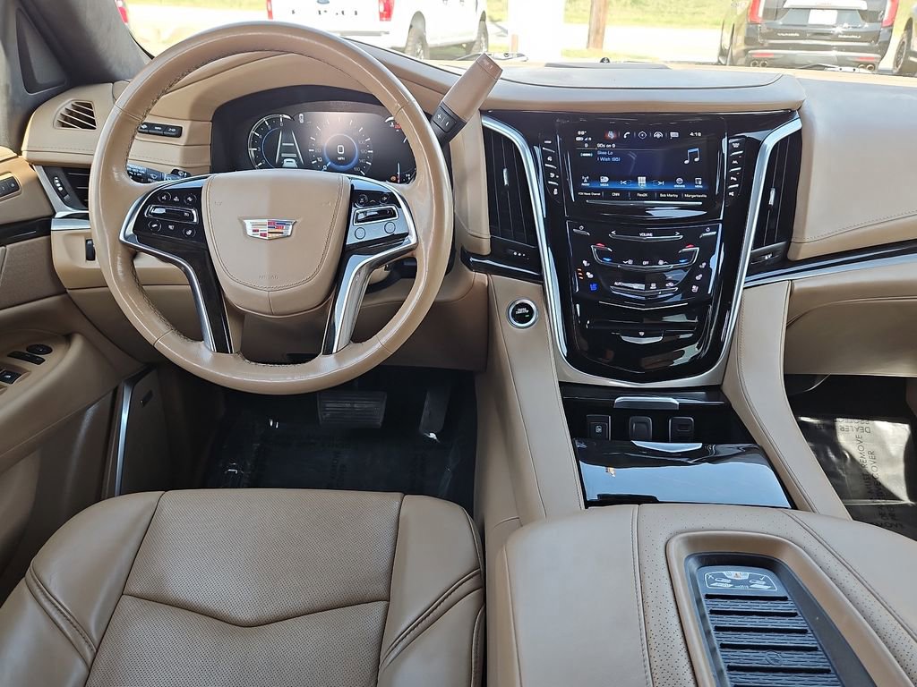 Used 2020 Cadillac Escalade Platinum AWD/4WD image 19