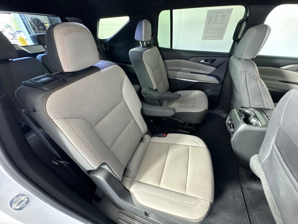 Certified 2026 Chevrolet Traverse LT w/ Driver Confidence Package AWD/4WD image 43