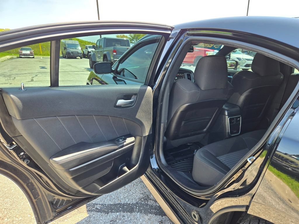 Used 2019 Dodge Charger Scat Pack RWD image 26