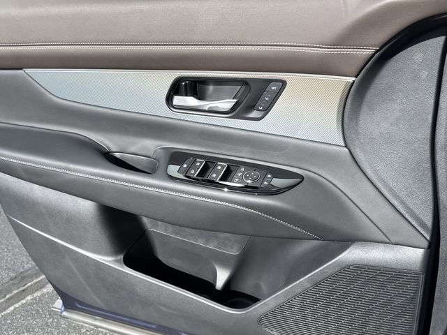 Used 2025 Nissan Murano Platinum image 8