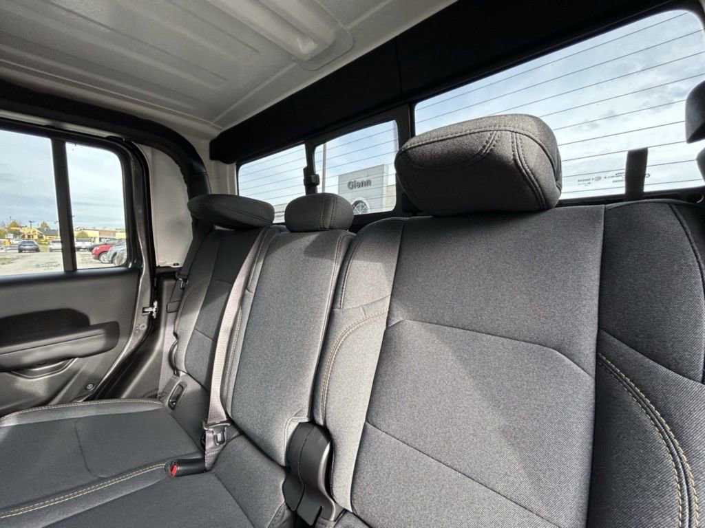 New 2026 Jeep Gladiator Sport AWD/4WD image 27