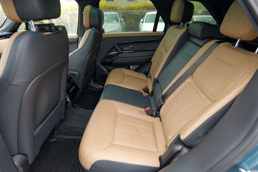Used 2023 Land Rover Range Rover Sport SE Dynamic AWD/4WD image 29