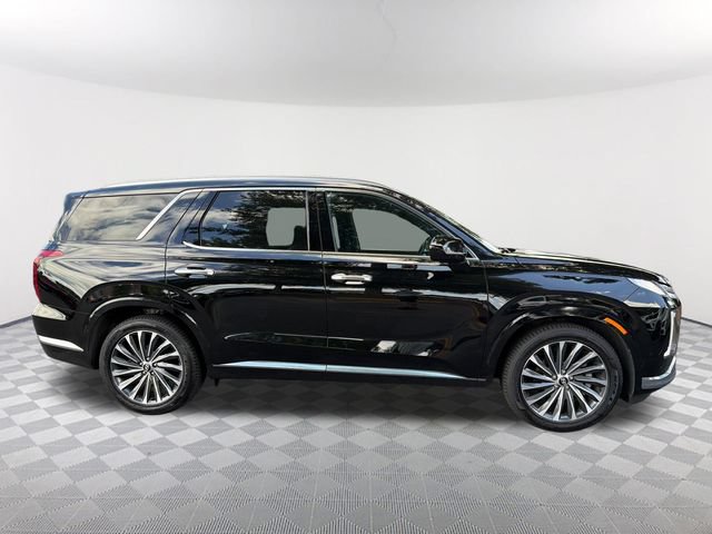 Used 2023 Hyundai Palisade Calligraphy w/ Cargo Package FWD image 4