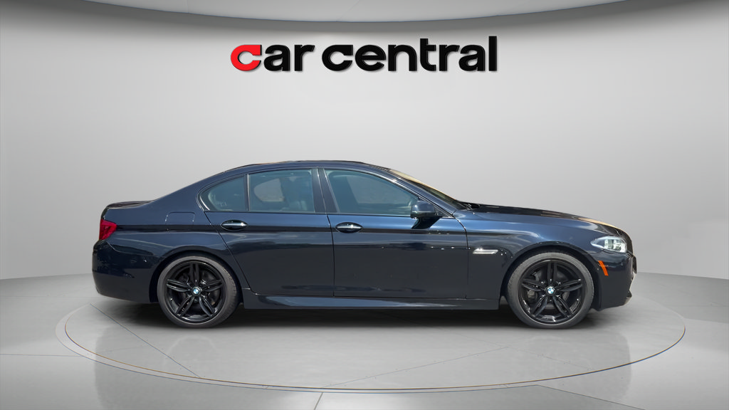 Used 2016 BMW 550i xDrive Sedan AWD/4WD image 6