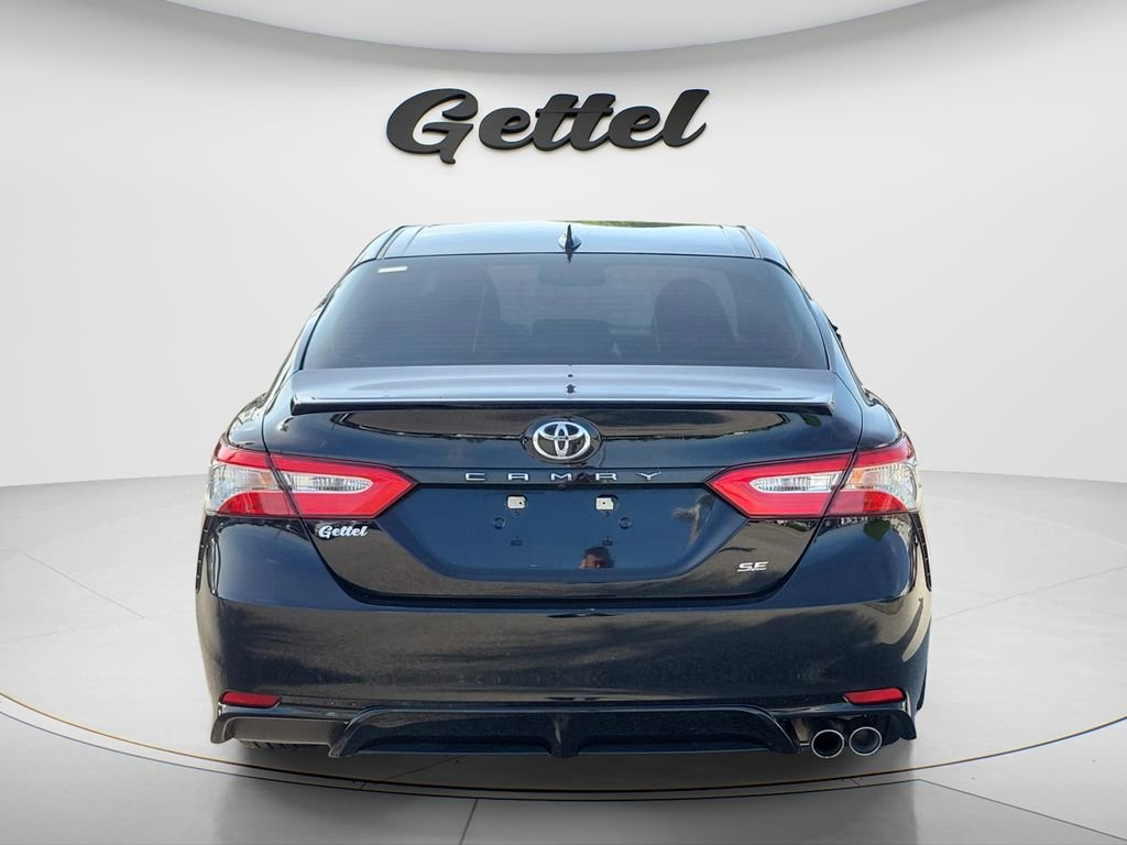 Certified 2020 Toyota Camry SE w/ Convenience Package image 5