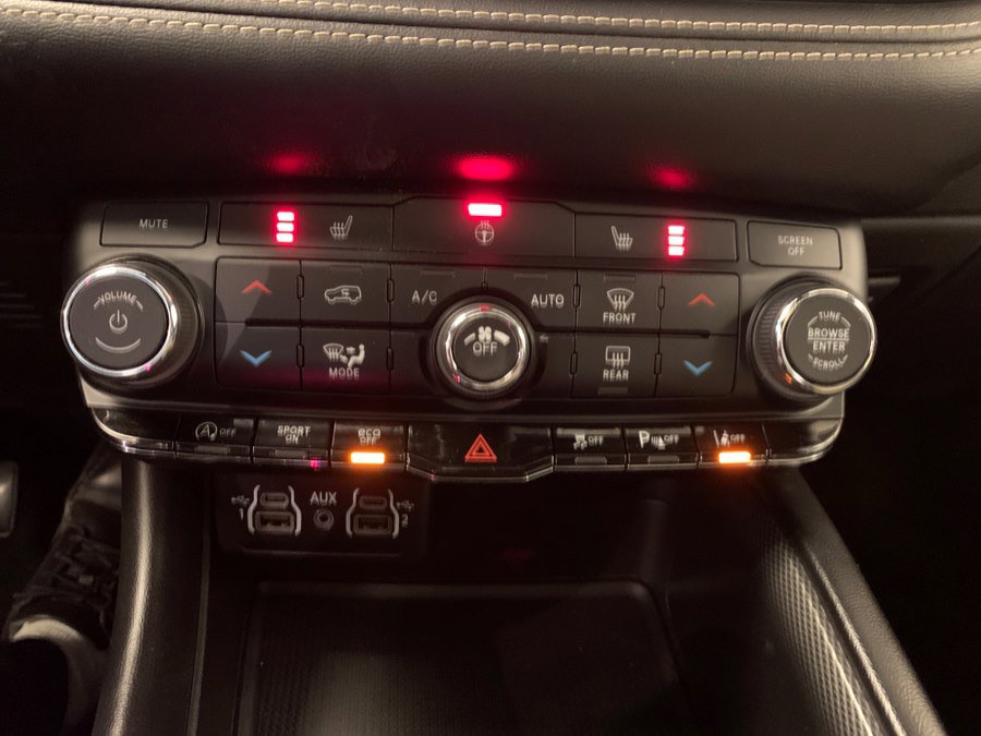 Used 2022 Dodge Durango GT AWD/4WD image 36