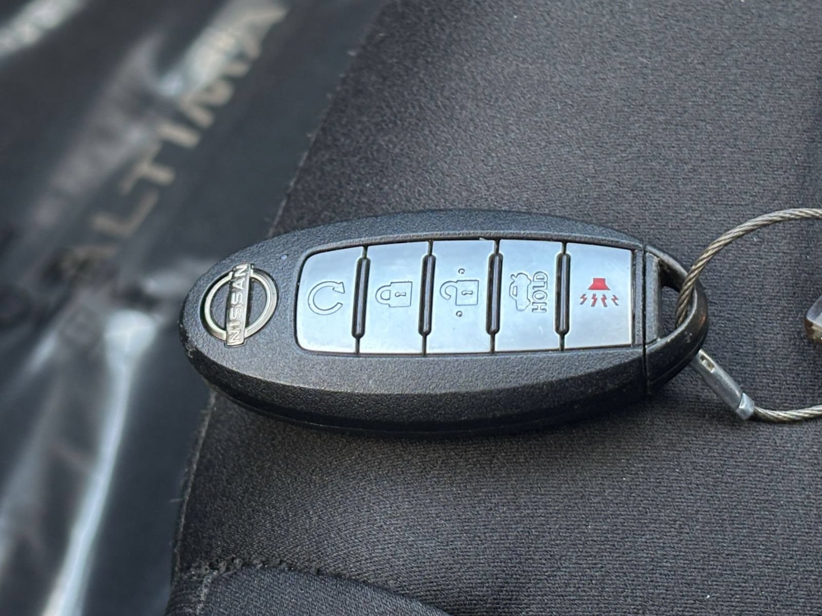 Used 2025 Nissan Altima 2.5 SV FWD image 21