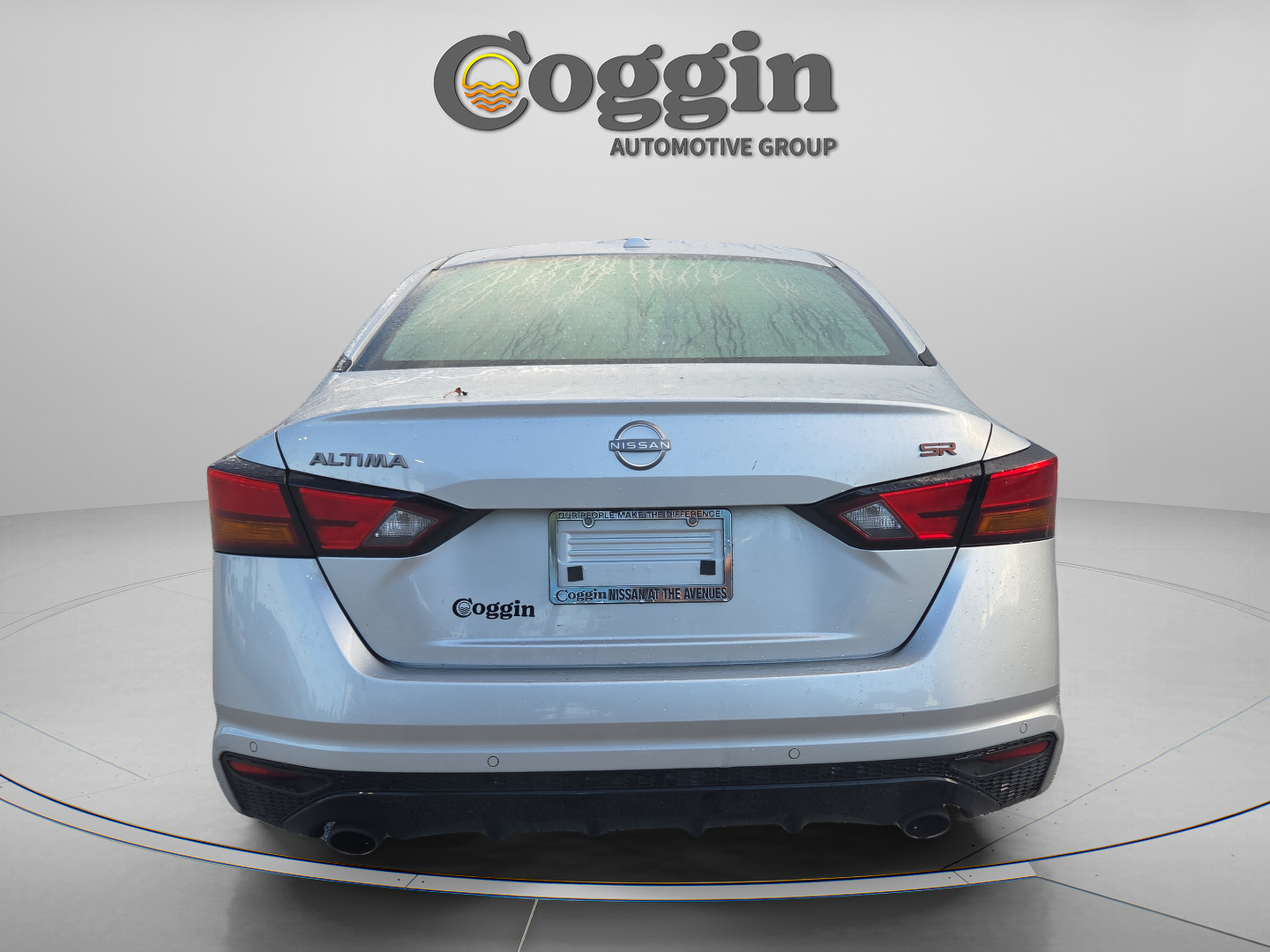 Used 2024 Nissan Altima 2.5 SR FWD image 4