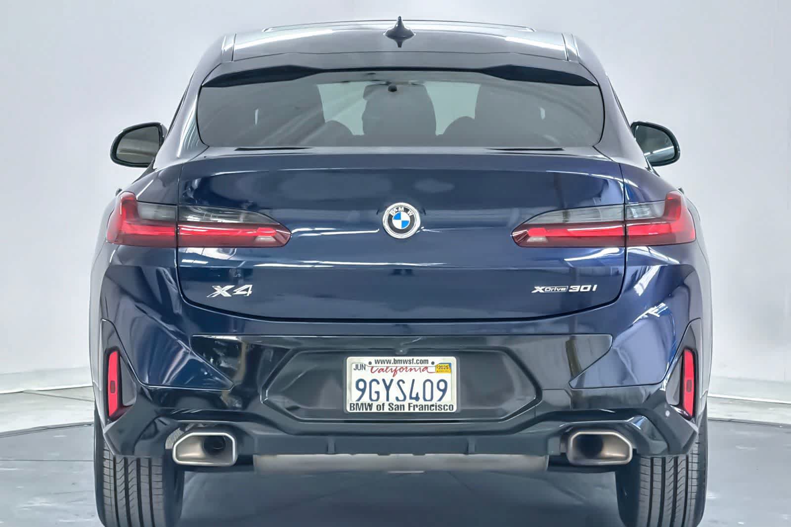 Used 2023 BMW X4 xDrive30i w/ M Sport Package AWD/4WD image 7