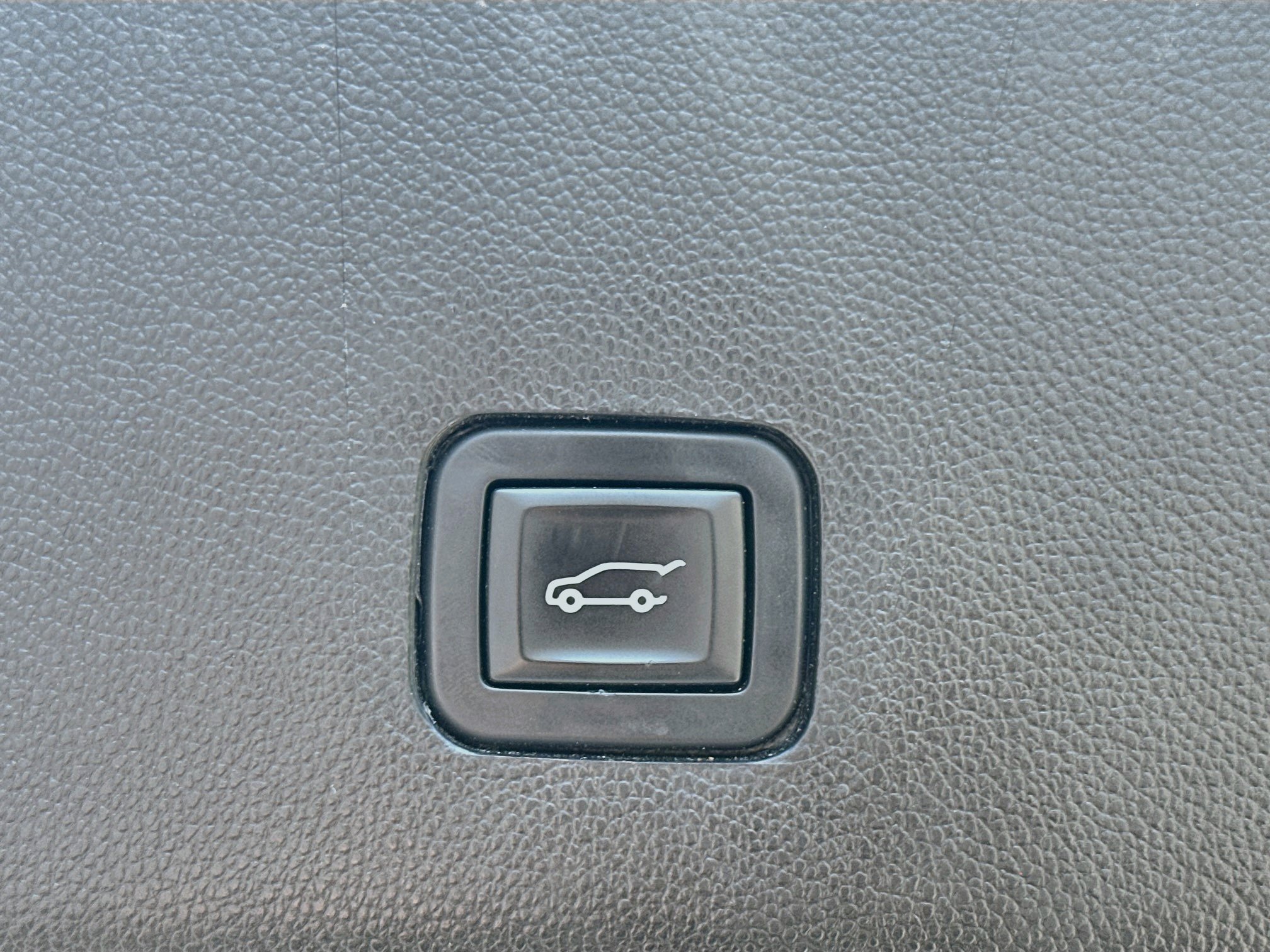 Used 2018 Chevrolet Traverse LT AWD/4WD image 31