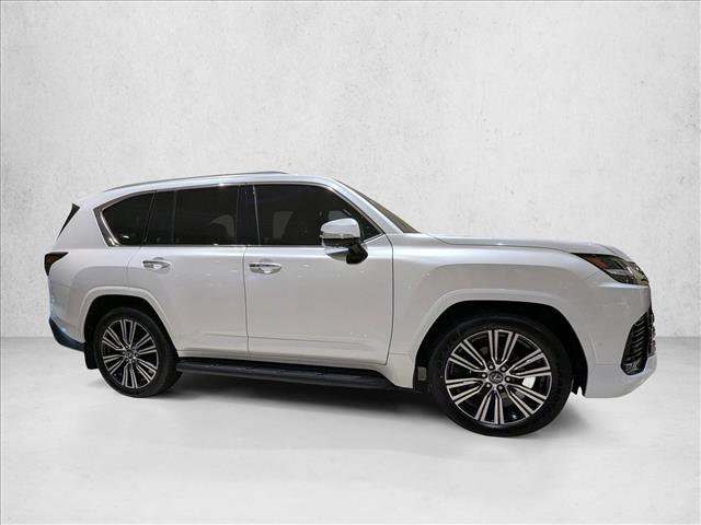 New 2026 Lexus LX 700h Luxury video 4