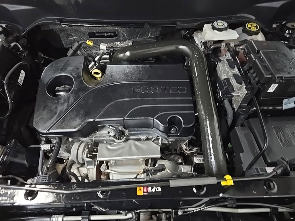 Used 2023 Chevrolet Equinox LS w/ LS Convenience Package image 12