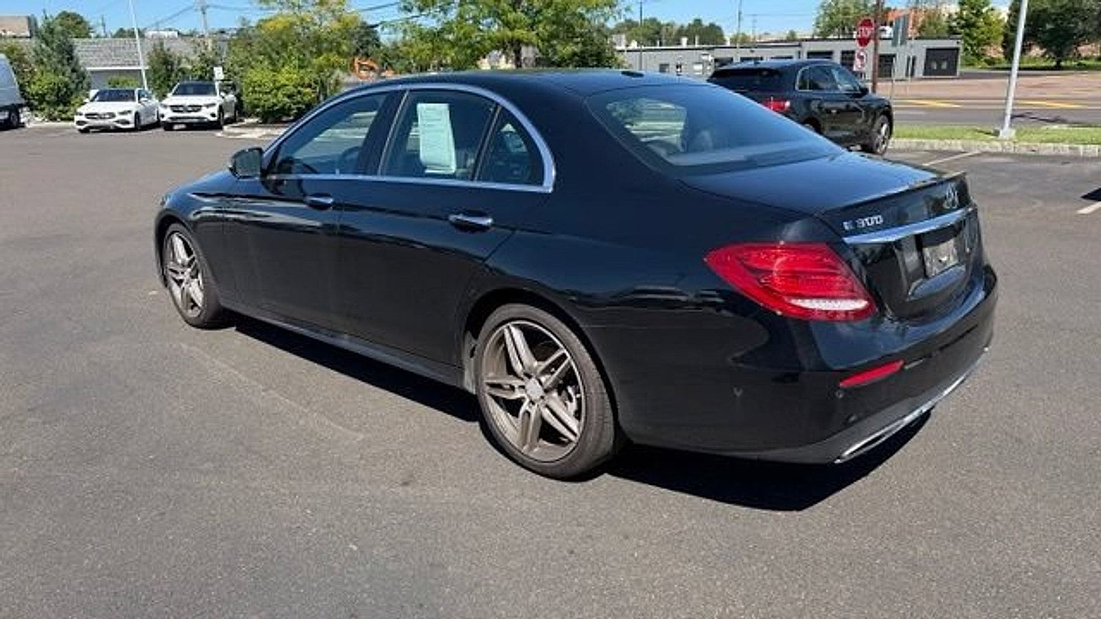 Certified 2017 Mercedes-Benz E 300 4MATIC image 5