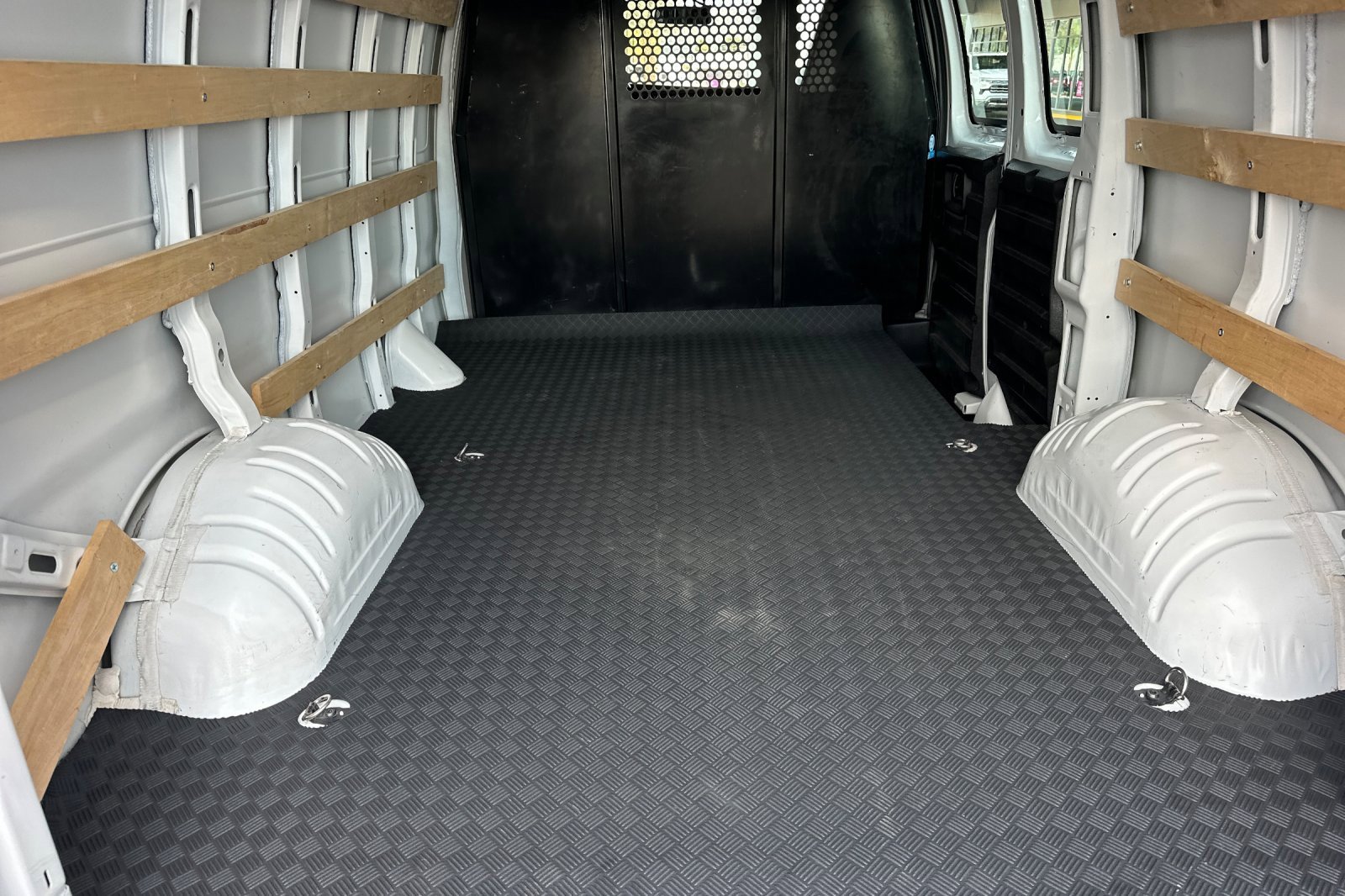 Used 2023 Chevrolet Express 2500 w/ Driver Convenience Package image 16