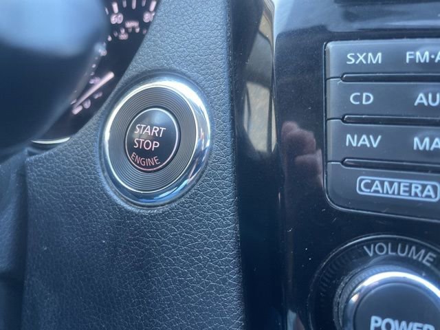 Used 2014 Nissan Rogue SL w/ SL Premium Package image 32