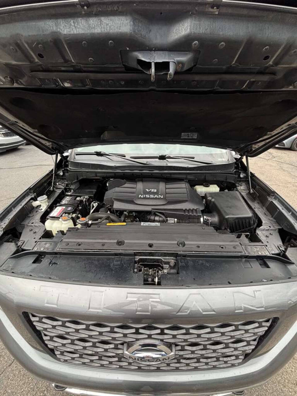 Used 2019 Nissan Titan SV w/ SV Convenience Package AWD/4WD image 27