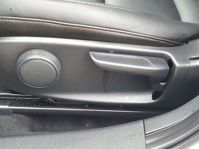 Certified 2025 MAZDA MAZDA3 s Sport image 6