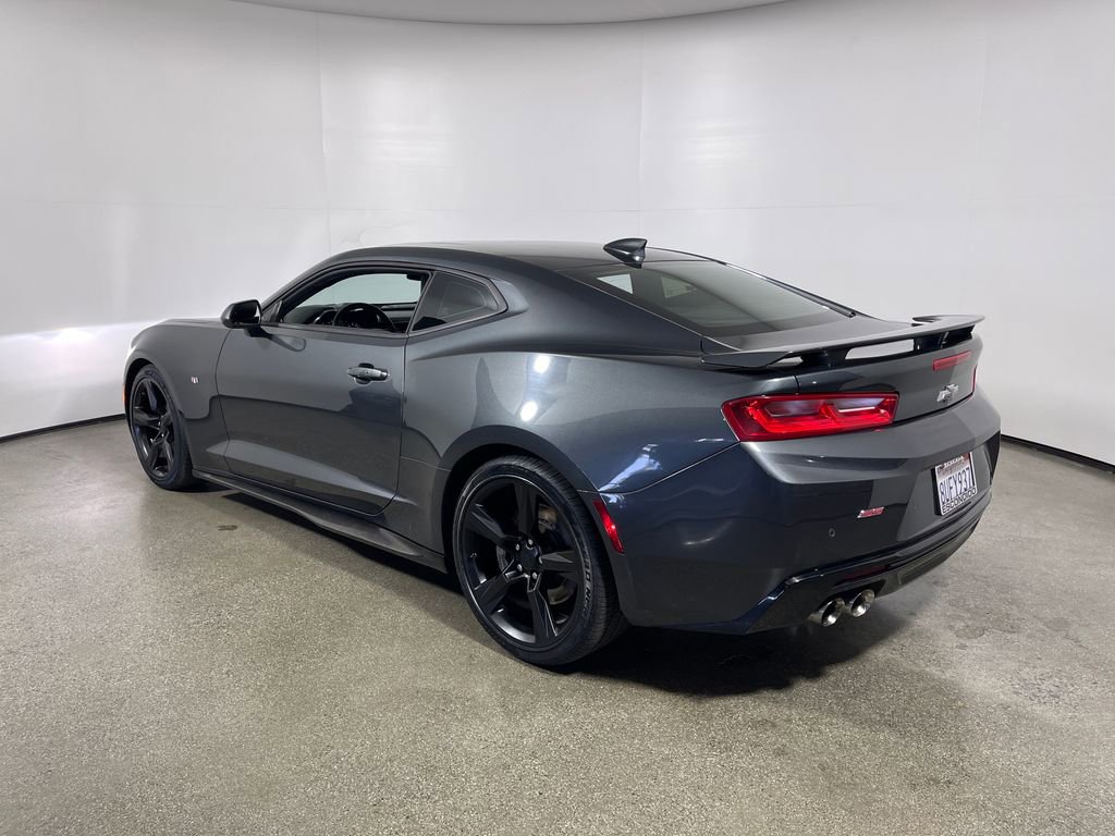 Used 2017 Chevrolet Camaro SS RWD image 5