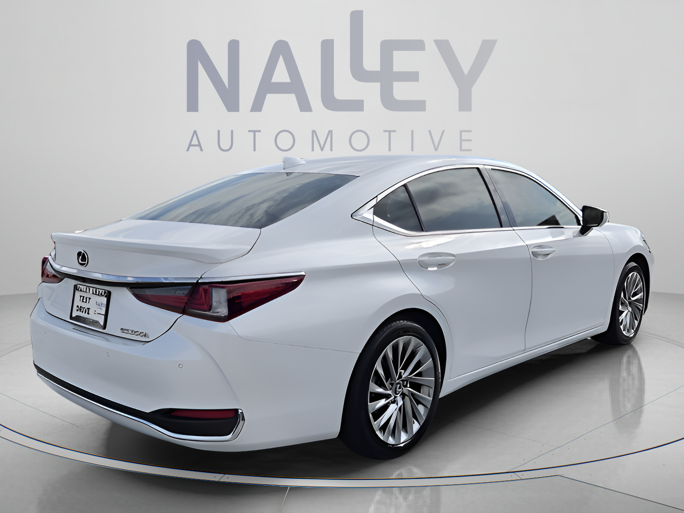 Certified 2023 Lexus ES 300h Ultra Luxury w/ Accessory Package (Z2) FWD image 5