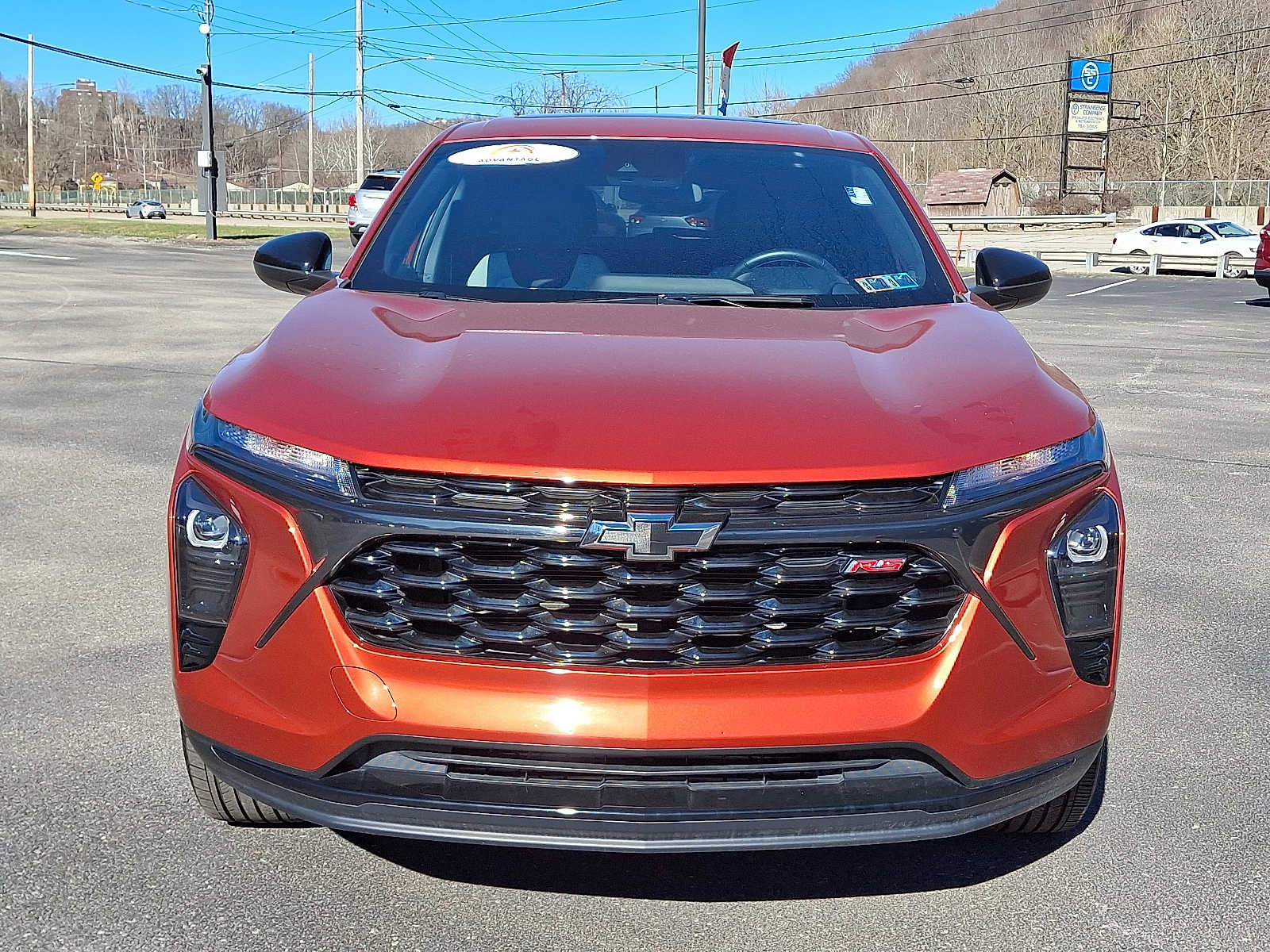 Used 2024 Chevrolet Trax RS w/ Sunroof Package image 2