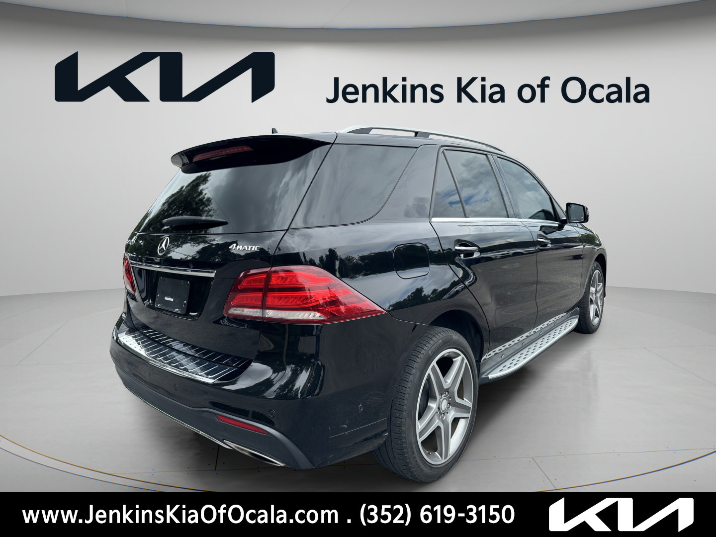 Used 2016 Mercedes-Benz GLE 400 4MATIC image 3