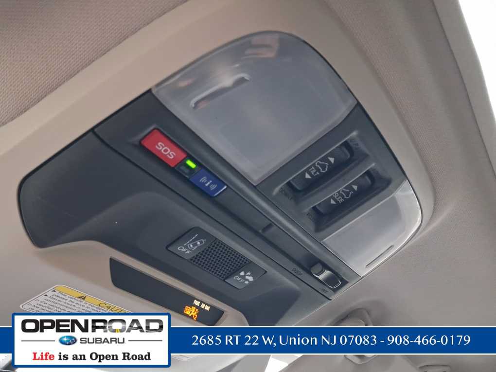 Used 2019 Subaru Crosstrek 2.0i Limited w/ Moonroof Package w/Navigation AWD/4WD image 33