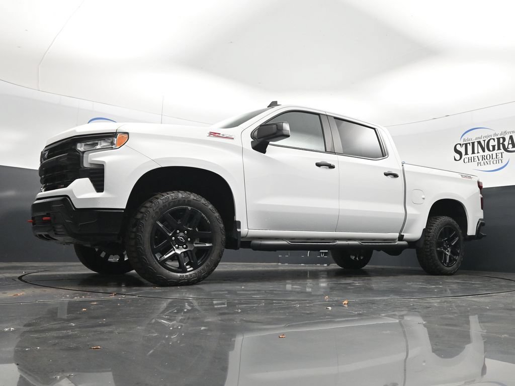 Used 2024 Chevrolet Silverado 1500 LT Trail Boss w/ Convenience Package II AWD/4WD image 28