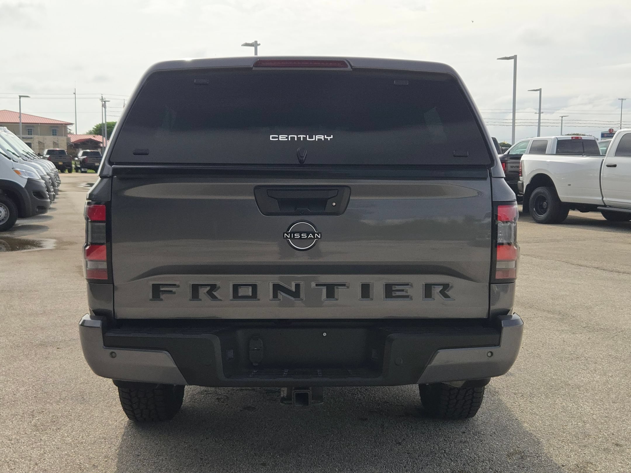 Used 2026 Nissan Frontier SV w/ SV Convenience Package RWD image 4