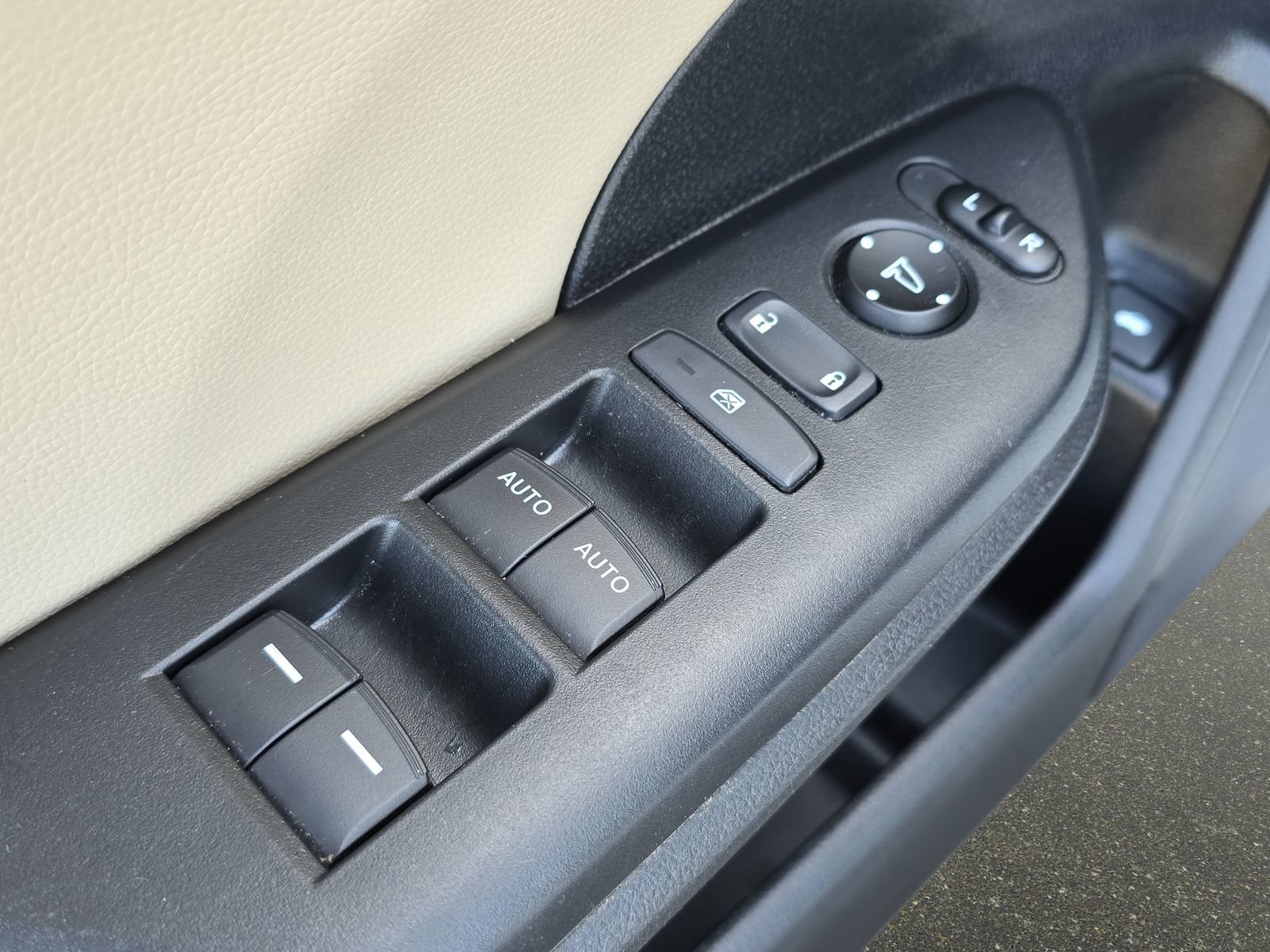 Certified 2020 Honda Civic EX-L image 28