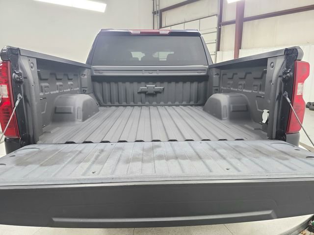 Used 2022 Chevrolet Silverado 1500 Custom RWD image 39