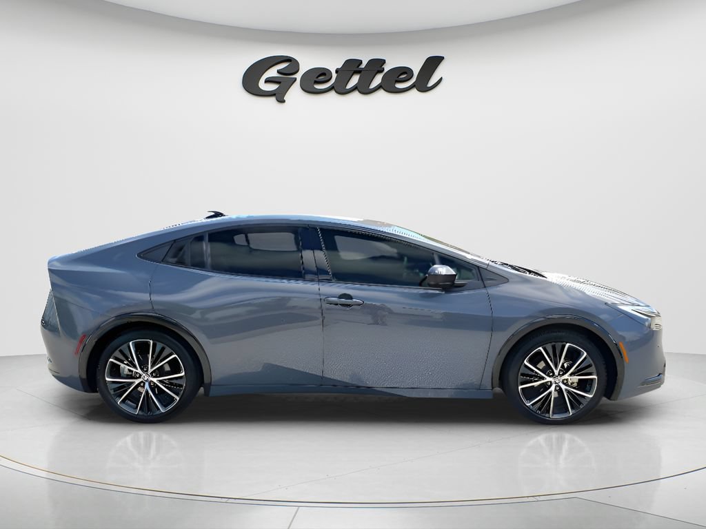 Certified 2026 Toyota Prius XLE FWD image 4