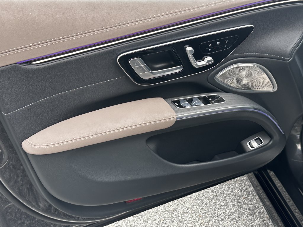 Certified 2023 Mercedes-Benz EQS 580 4MATIC Sedan image 11