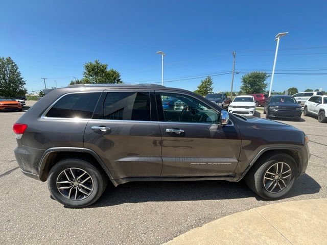 Used 2018 Jeep Grand Cherokee Limited w/ Trailer Tow Group IV AWD/4WD image 8
