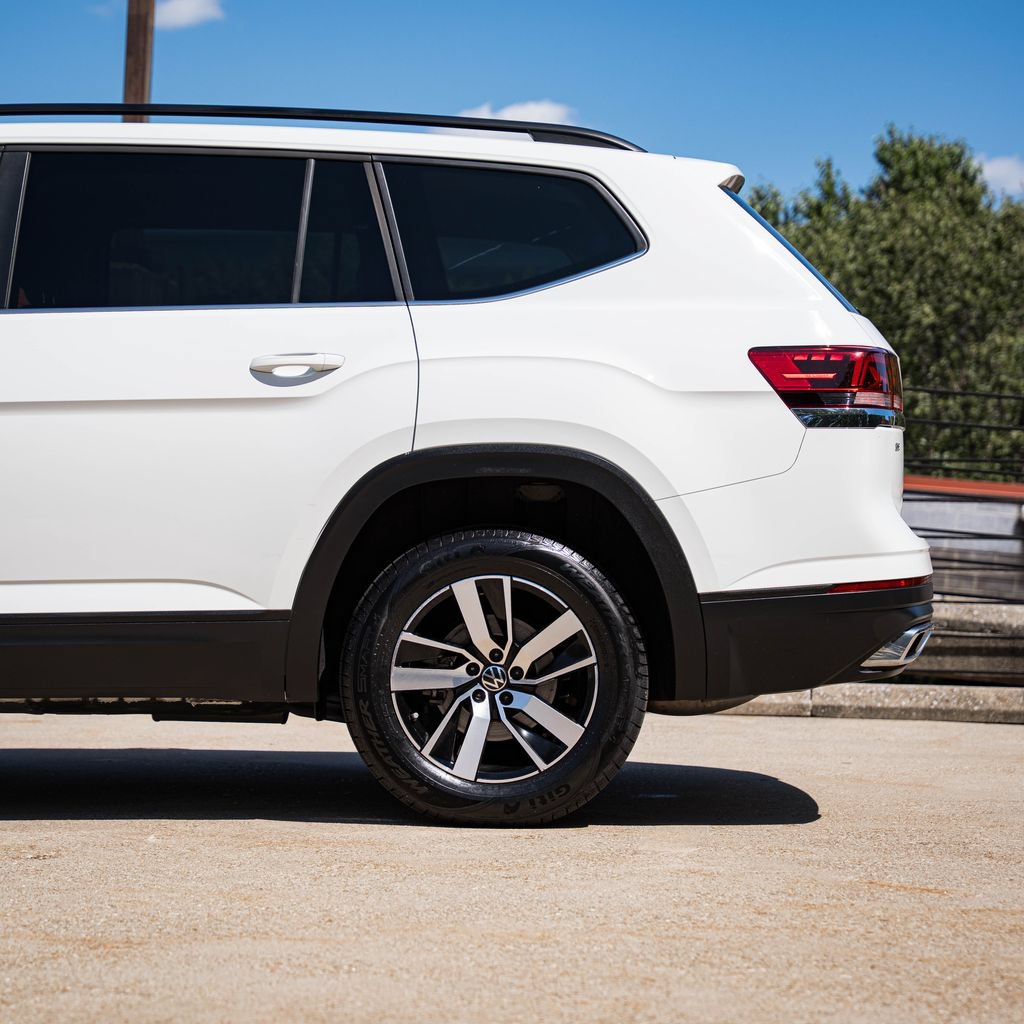 Certified 2023 Volkswagen Atlas SE AWD/4WD image 4