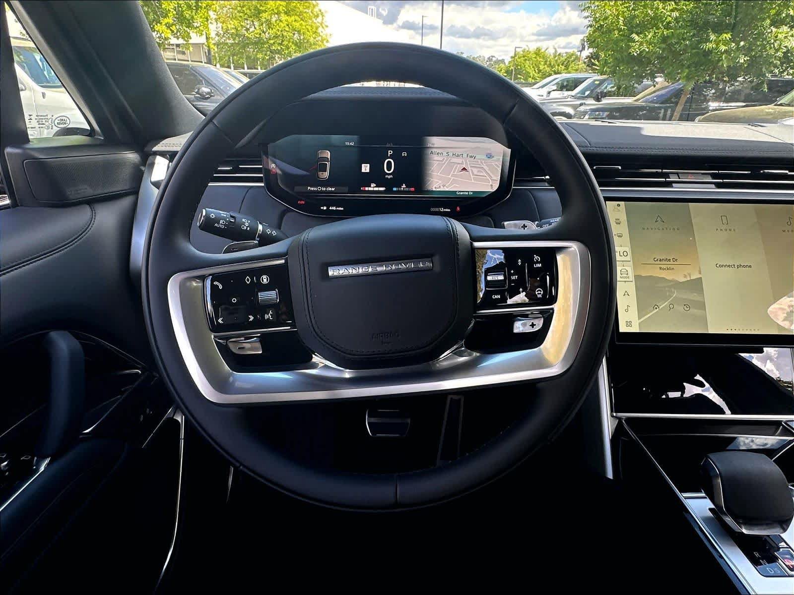 New 2026 Land Rover Range Rover Long Wheelbase SE AWD/4WD image 15