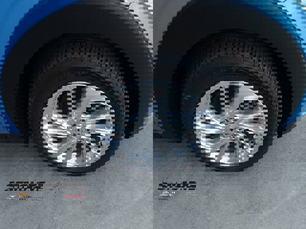 New 2027 Chevrolet Bolt LT w/ Comfort Package image 10