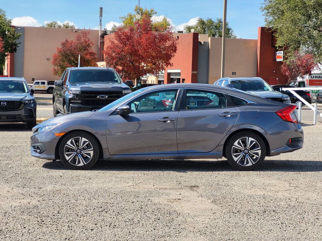 Used 2017 Honda Civic EX-T image 4