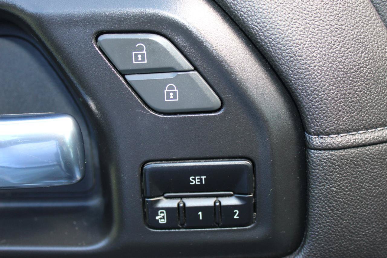 Used 2020 GMC Sierra 1500 SLT AWD/4WD image 23